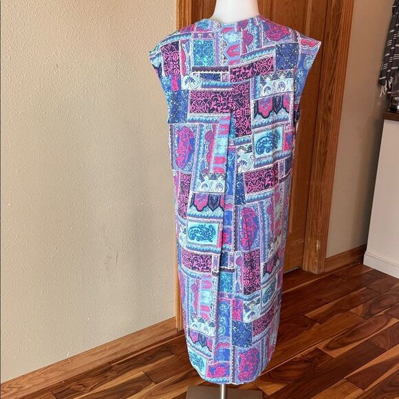 TORI RICHARD HONOLULU Patchwork Print Shift Dress - Picture 9 of 10